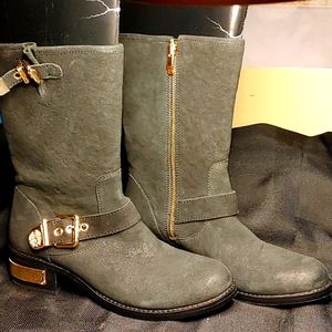 Black suede Vince Camuto side zipper boot size 9